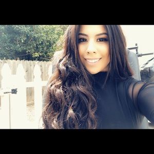 Meet your Posher, Adriana